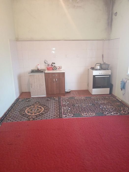 Жиззах Ш. Рашидовда коттедж уй сотилади