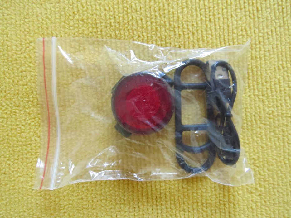 Set 2 lampi avertizare pentru bicicleta/trotineta, LED, Alb Rosu, Nou