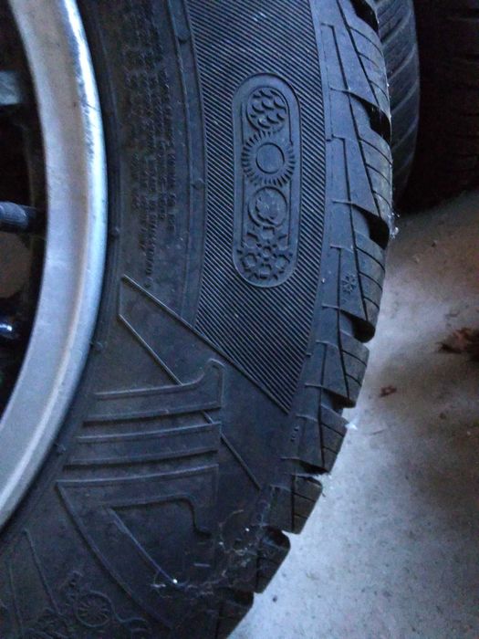 Джанти style 27 с нови зимни гуми и 2 броя джанти АСТ