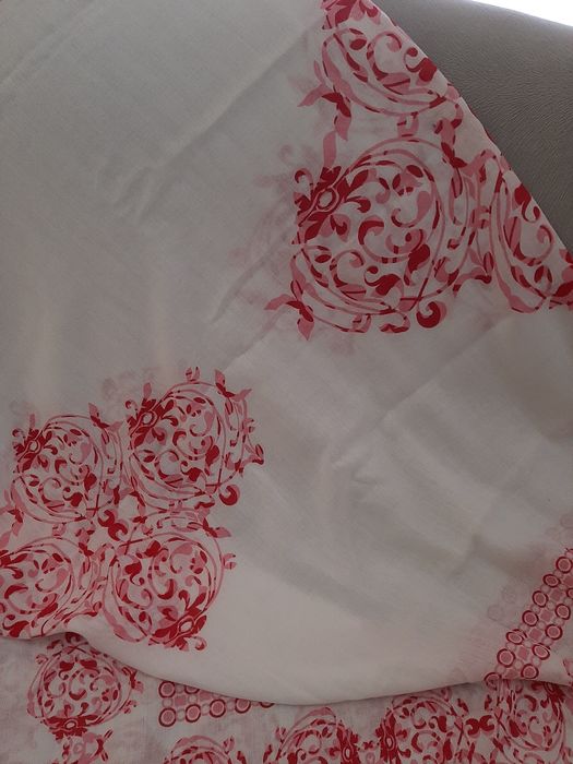 Нов красив дамски шал