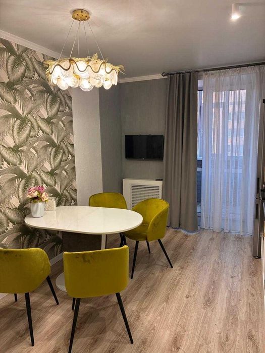 Продам 3-х комнатную квартиру в районе плазы