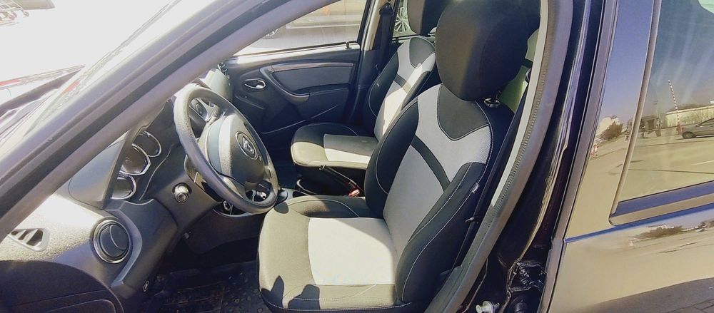 2017 Dacia Duster Laureate SCe 1.6i\LPG 4WD 6-speed / EUR 11 760