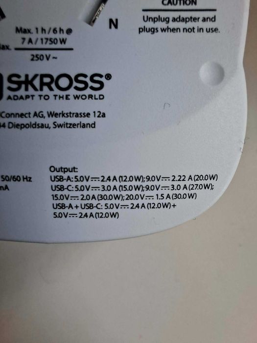 Адаптер за пътуване  - SKROSS PRO Light USB AC30PD