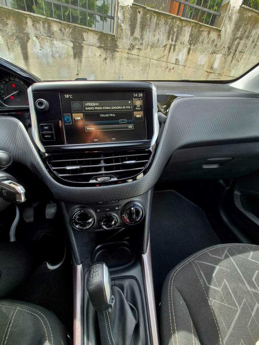 Peugeot 2008 hdi