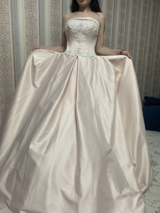 Платья прокат 8000 тг