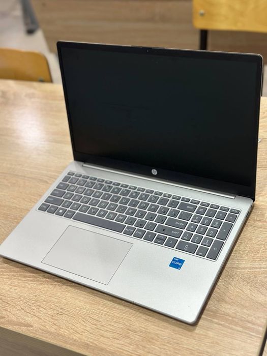Hp computer i-13 1315U