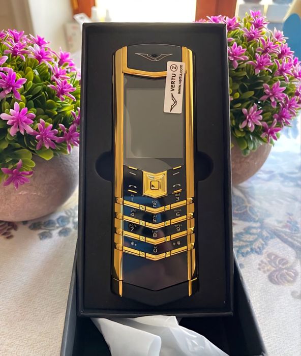 [Новый] Yangi Vertu Signature metall korpusli