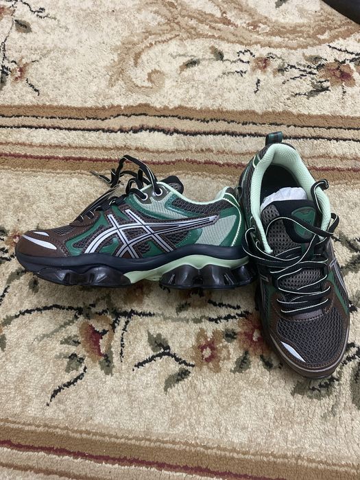 Кроссовки  Asics