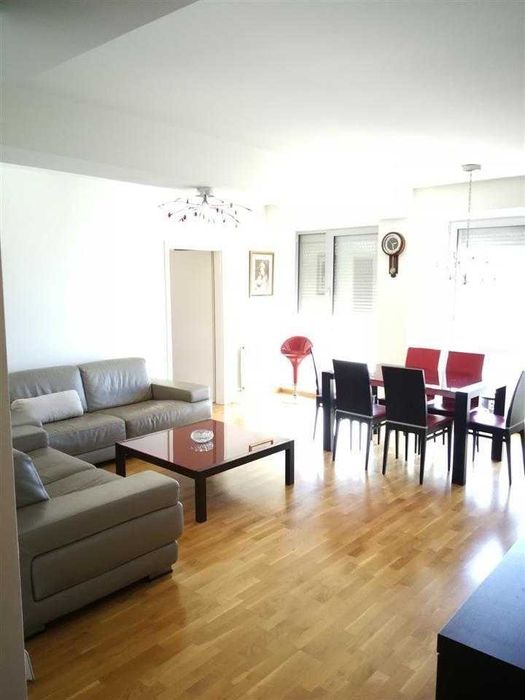 Дава се под наем Двустаен апартамент в Бургас, Изгрев - 51 кв.м за 188.7 € - Снимка #5