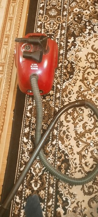 Пылесос Bosch 1800W