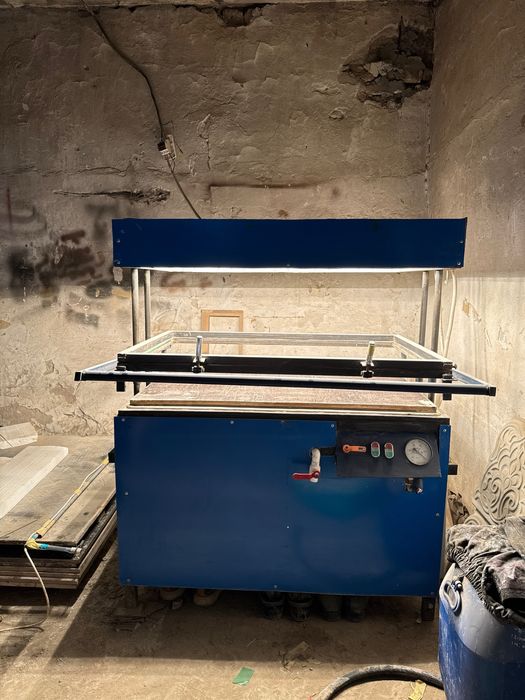 Вакумний станок солади как новий