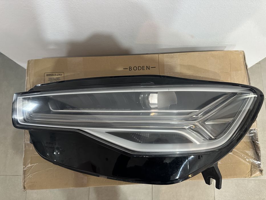 Far stanga original  Audi A6 C7 4G matrix Europa