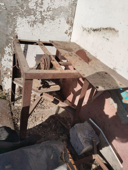 Продам церкулярную пилу.