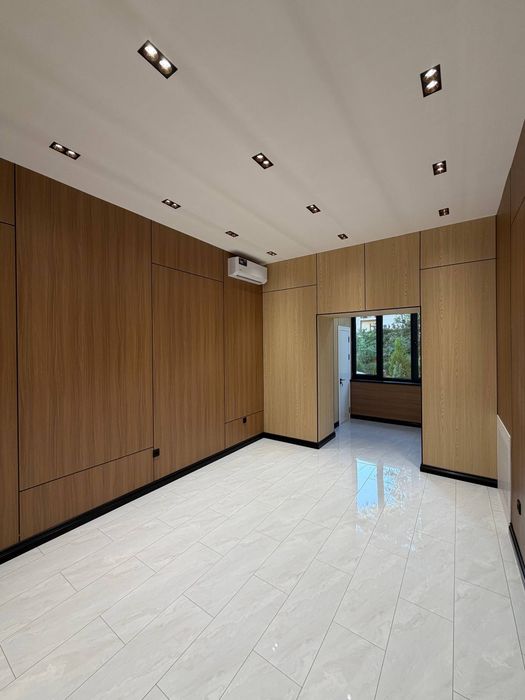 Продается нежилое помещение 1я линия, ор-р: магазин Bosch, 50м²