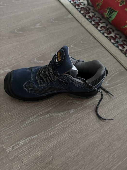 Спецобувь  крассовки