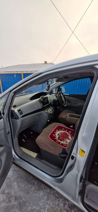 Toyota estima 2008