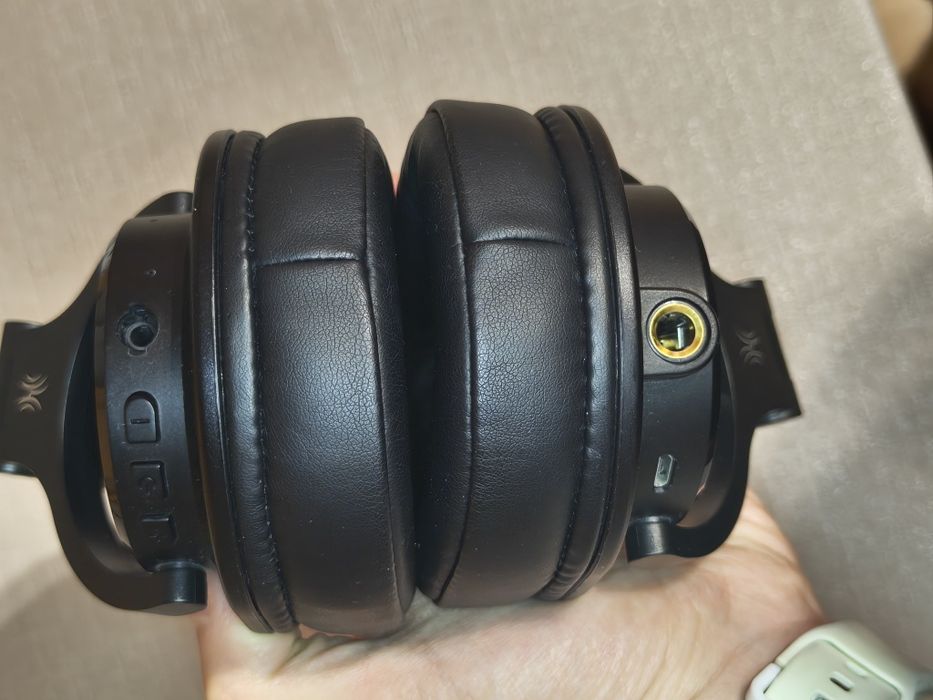 Професионални блутут слушалки Oneodio a70