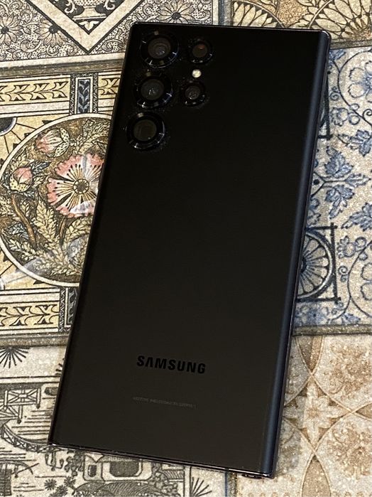 Galaxy s22 Ultra 12/256Gb