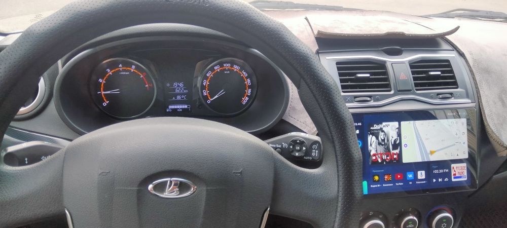 Продам ладу калину 2 кросс