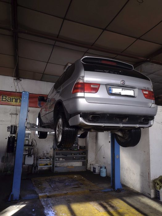 BMW X5 E53 4.6is
