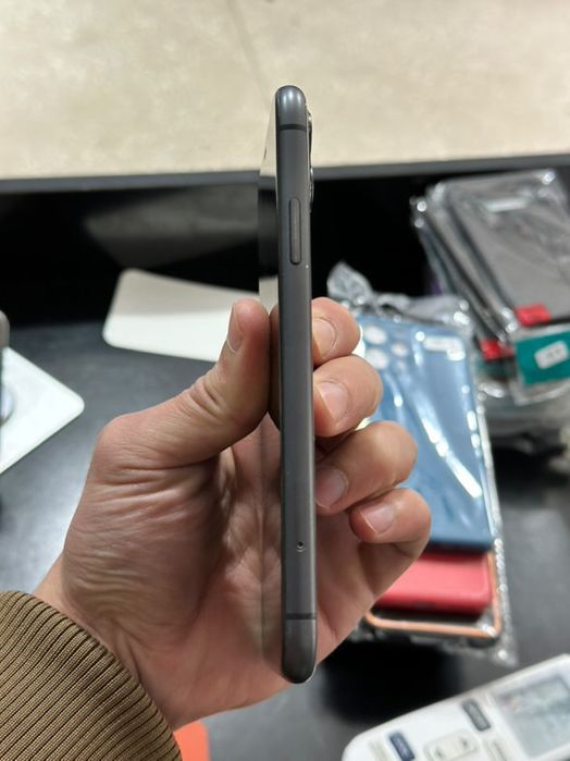 Iphone 11 qora garantiya