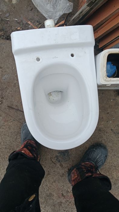 Унитазы керамика в идеальном состоянии