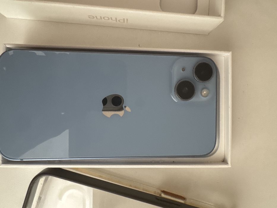 iPhone 14.