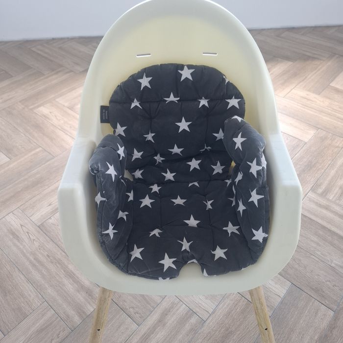 Scaun de masa bebe