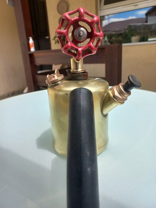 Veche lampa de gaz