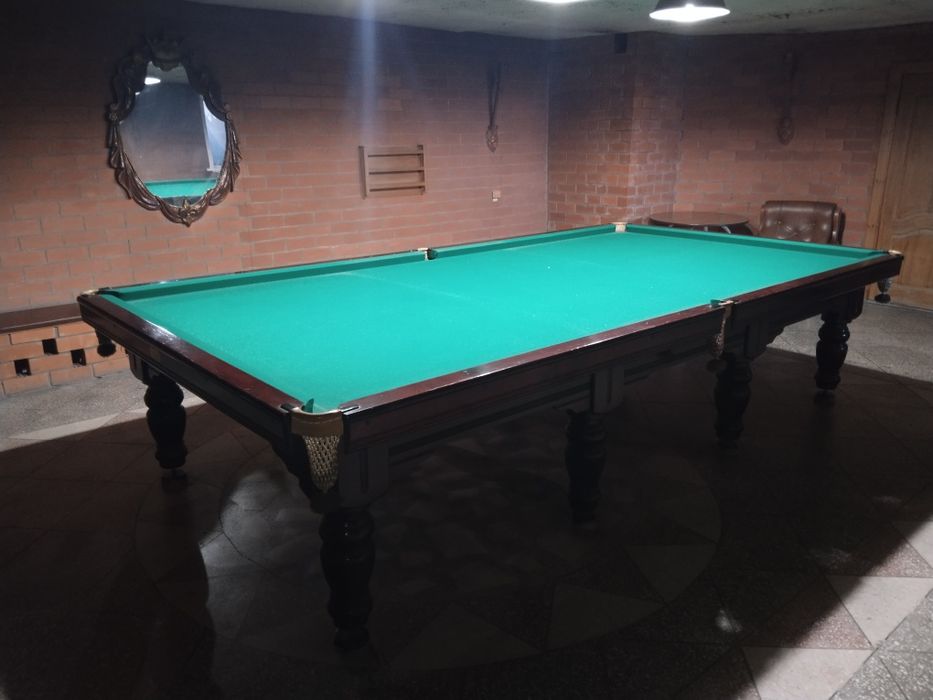 Продам бильярдный стол 12 фут
