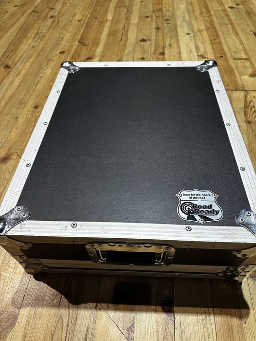 Продавам Кейс за Миксер (мишпулт)