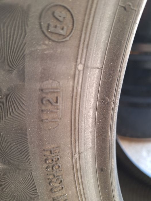 Продам шины б/у  Continental