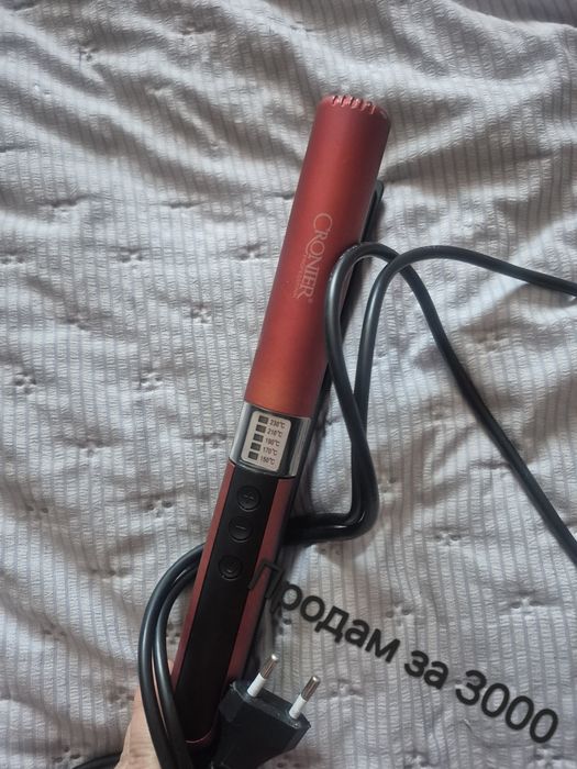 Продам утюжек в хорошем состояние