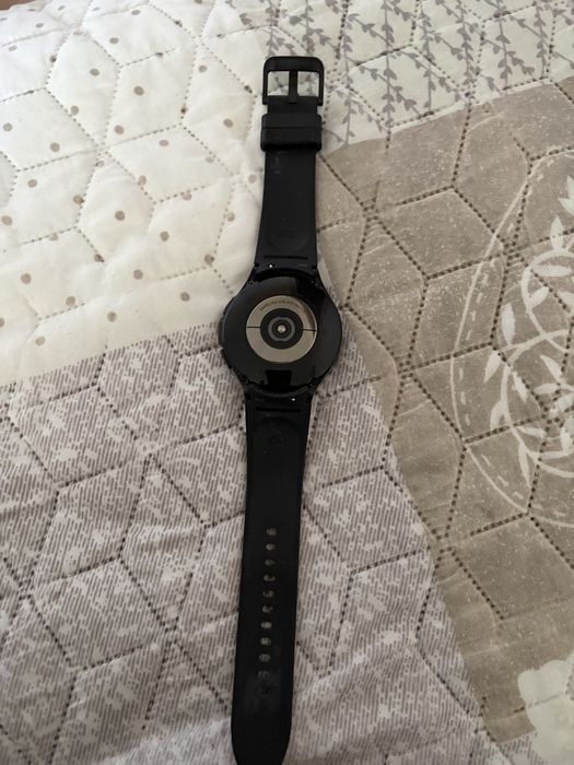 Часовник Samsung galaxy watch 4 classic