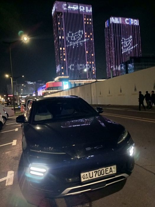 Biznes Klass Taksi Xizmati | BYD Champion