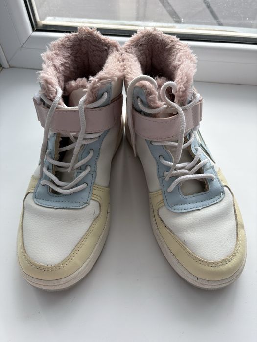 Продается кроссовки Nike Air Force 1