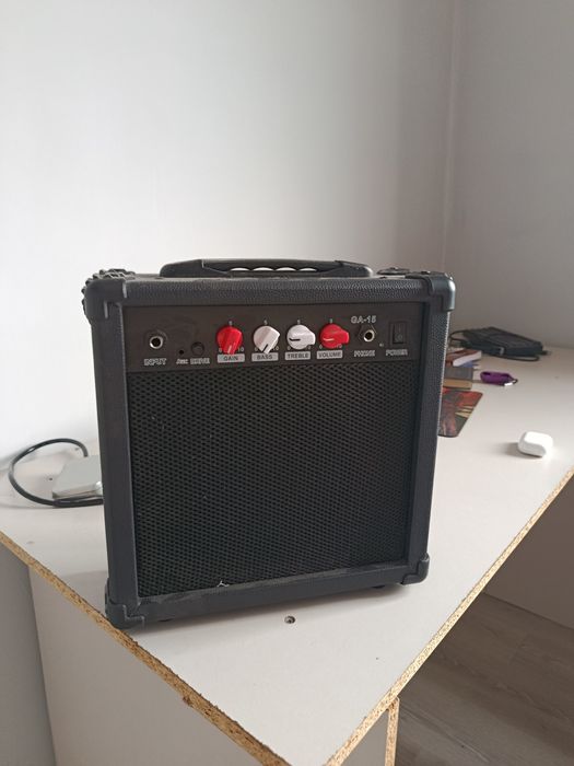 Электрогитара, в идеальном состоянии