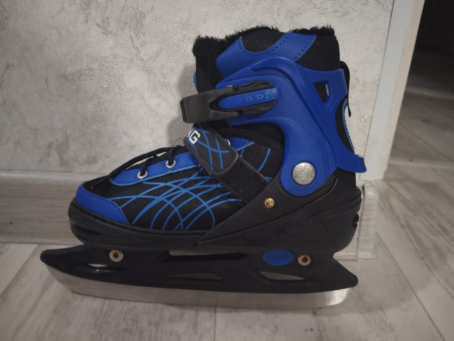Продам коньки детские