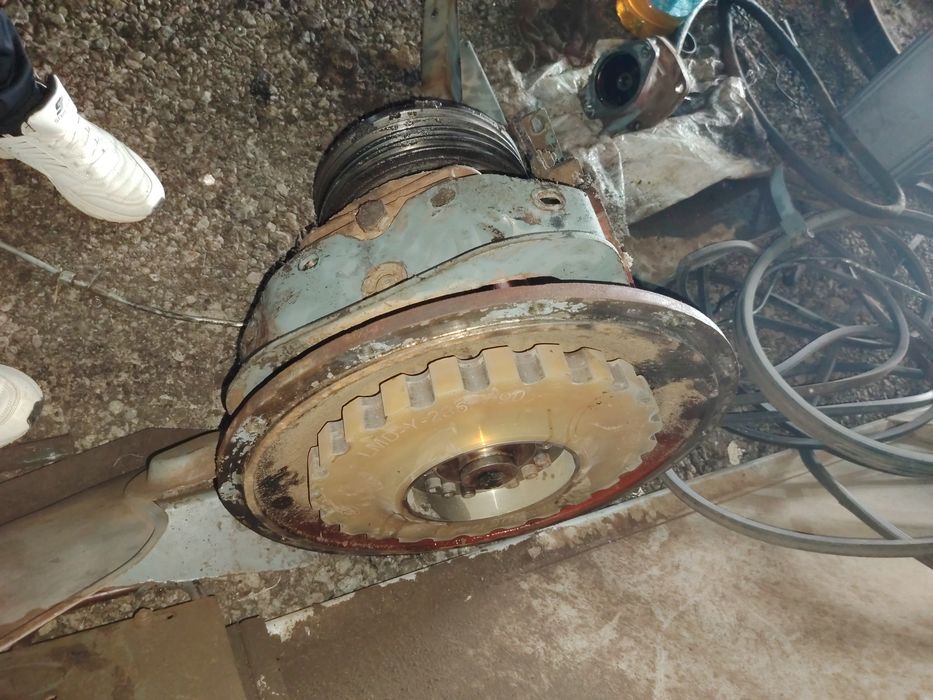 Вектор 410 на запчасти 2008г