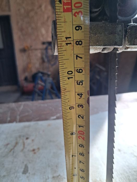 Banzic , fierastrau cu banda trifazic