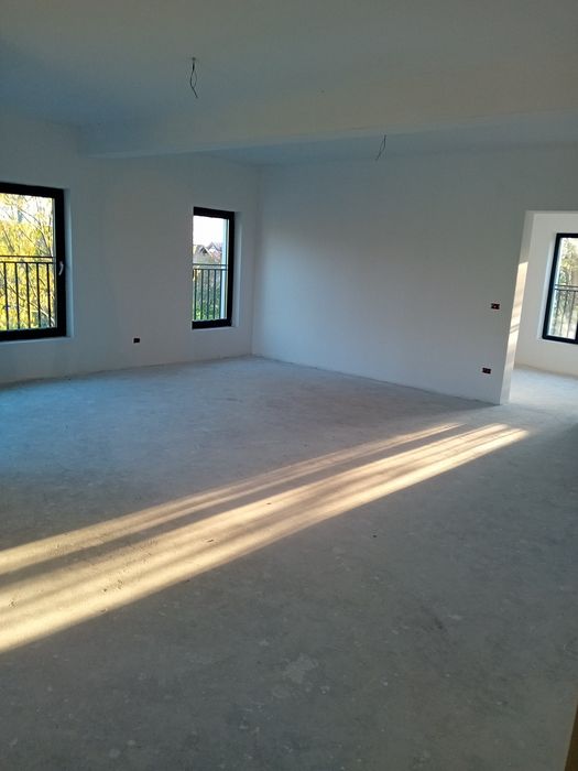 Apartament cu 2 camere zonă foarte liniștită 1500E/m²