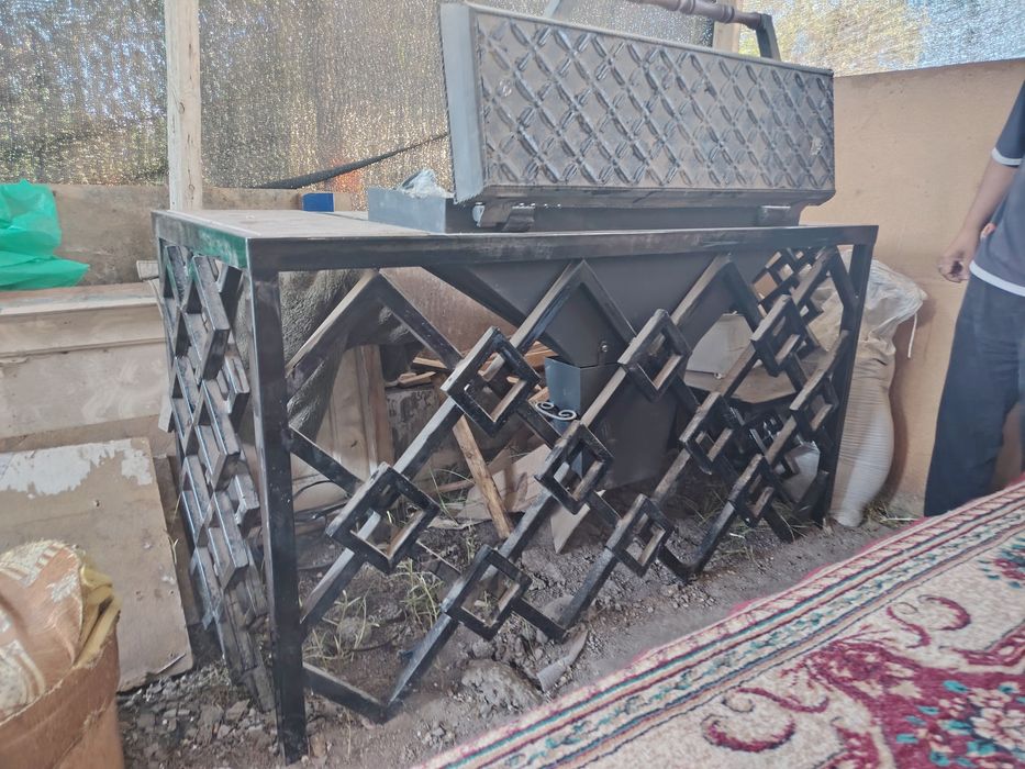 Мангал с гранитным столом