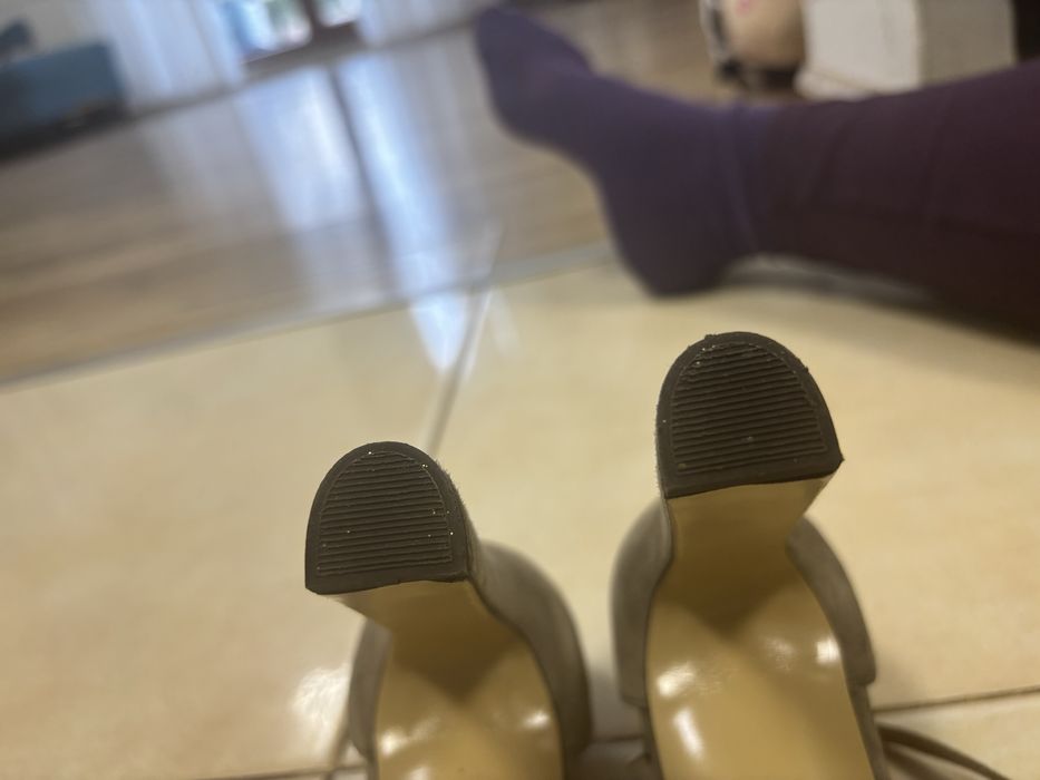 Sandale de piele / pantofi dama cu toc inalt