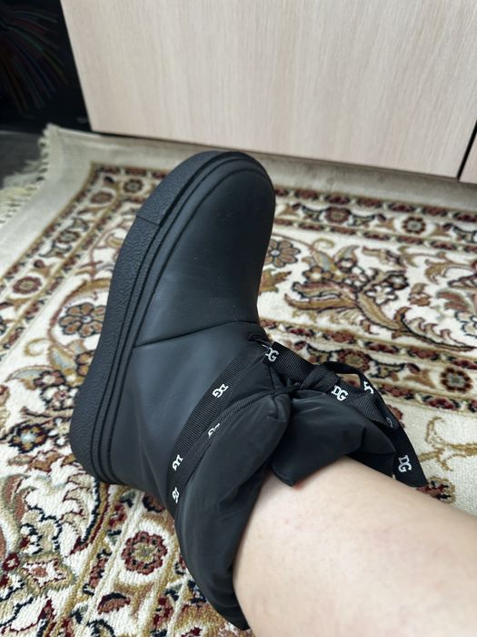 Продам женскую обувь