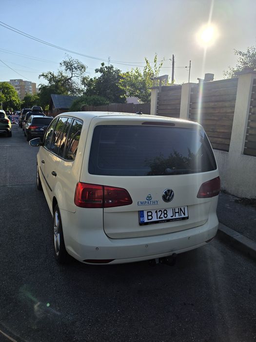VOLKSWAGEN Touran 2014 — imagine 5