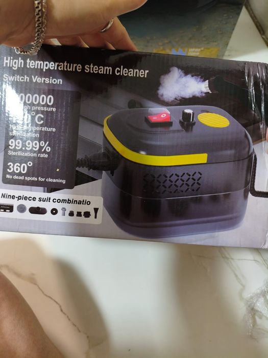 В продаже пароочиститель