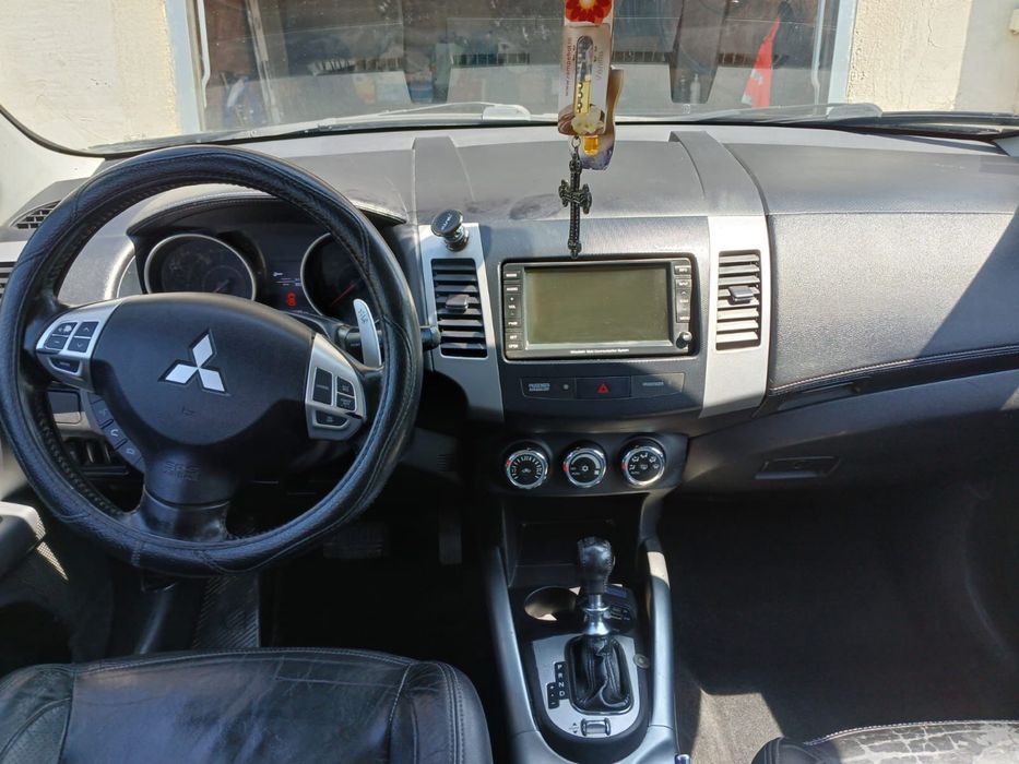 Vand Mitsubishi Outlander