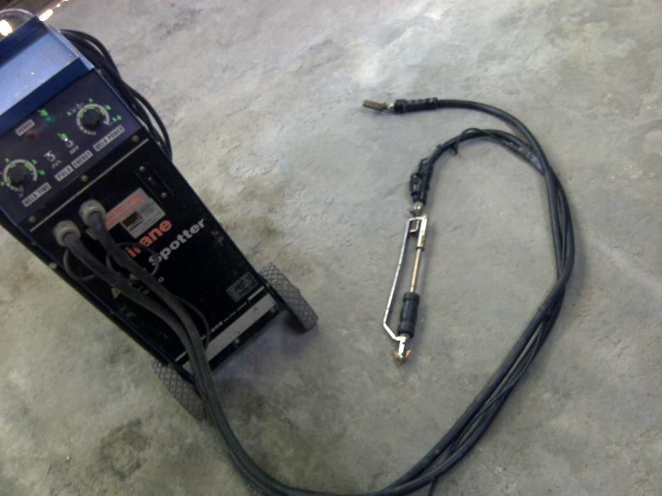 spoter, Aparat de tras tablă și sudură în puncte japonez 8000a 380 v