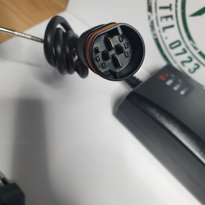 Incarcator Baterie bicicleta electrica Spitzing Brose 8 pini