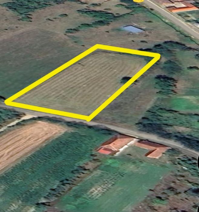 Teren intravilan de vânzare